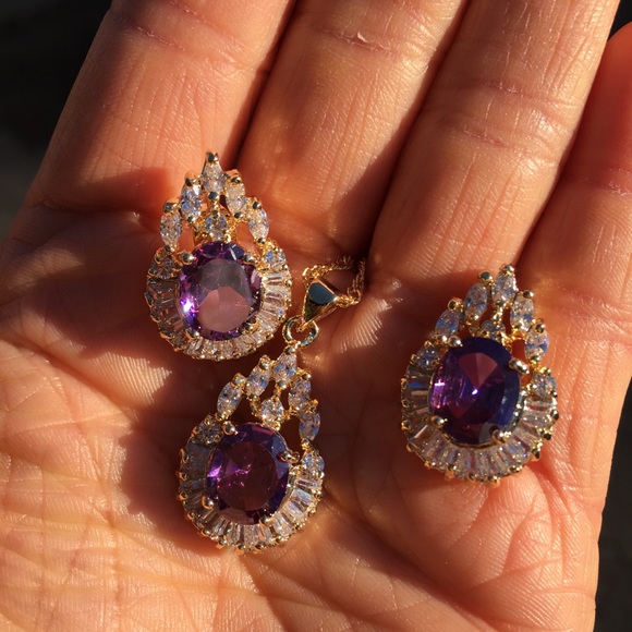 10kGoldFill Purple Crystal Necklace Set - Picture 5 of 5